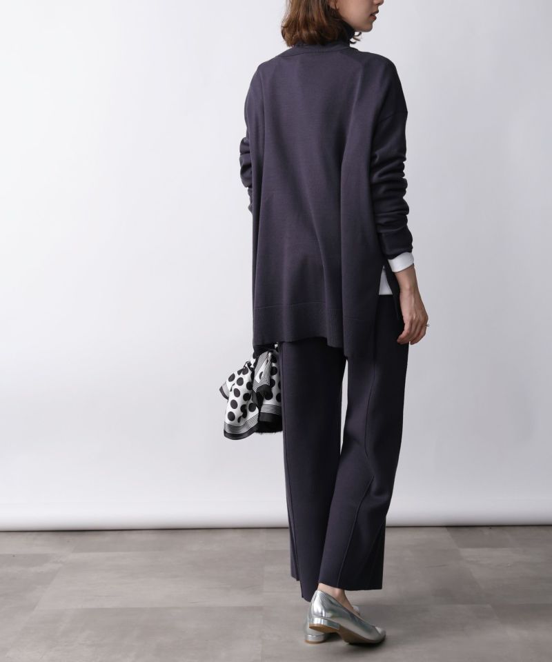 model：H171　着用サイズ：M　ダークグレー　セットアップ