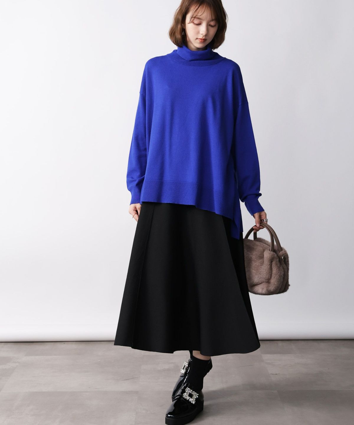 model：H171　着用サイズ：M　ブルー