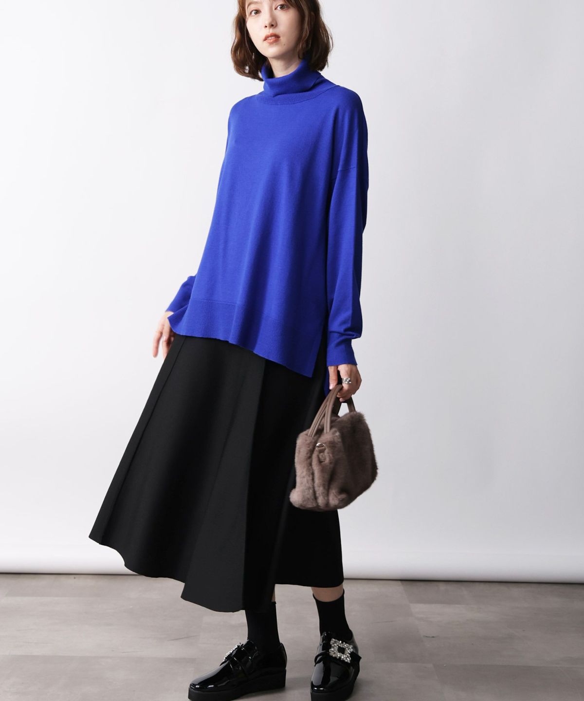 model：H171　着用サイズ：M　ブルー