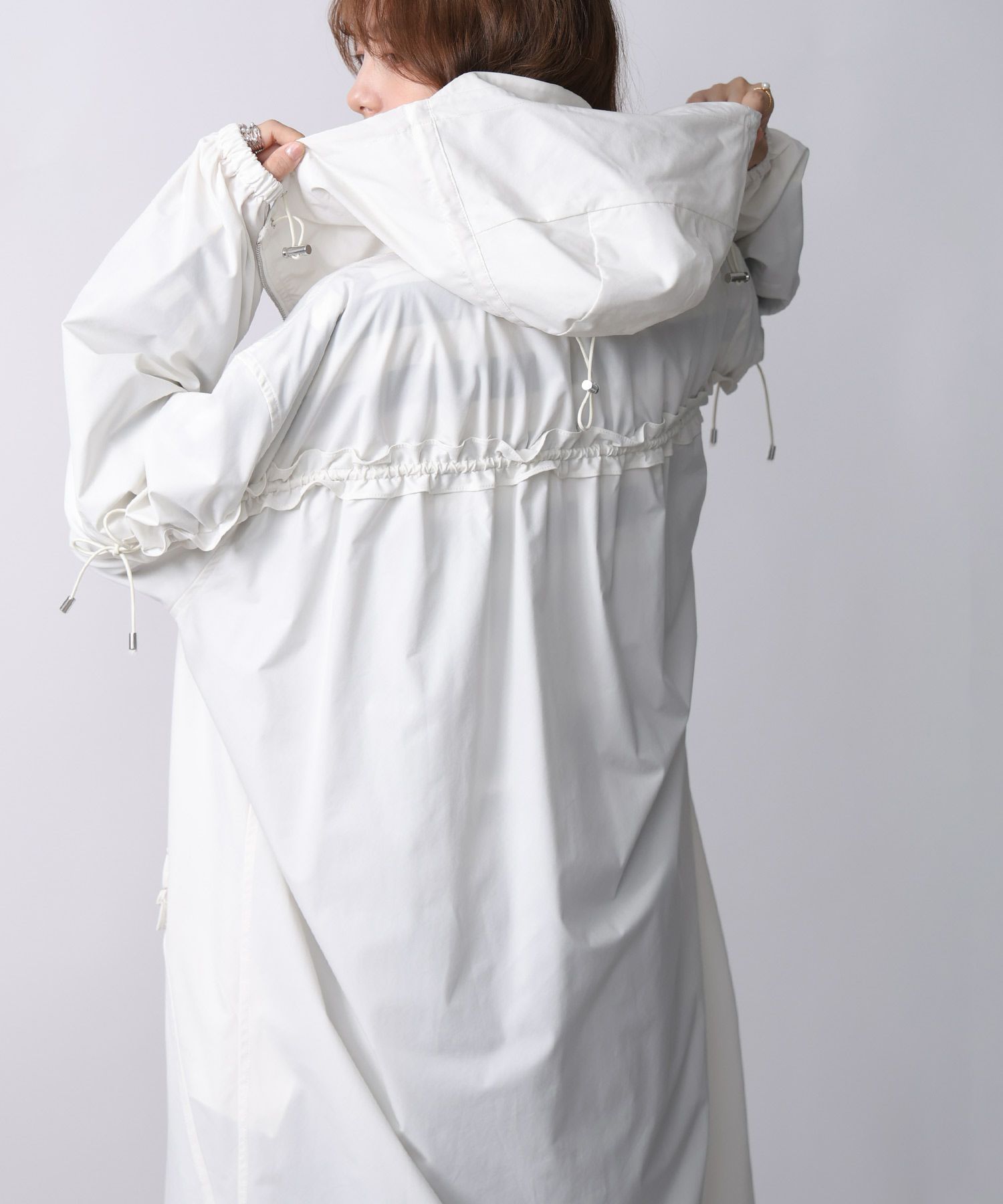 model：H171　着用サイズ：M　オフホワイト