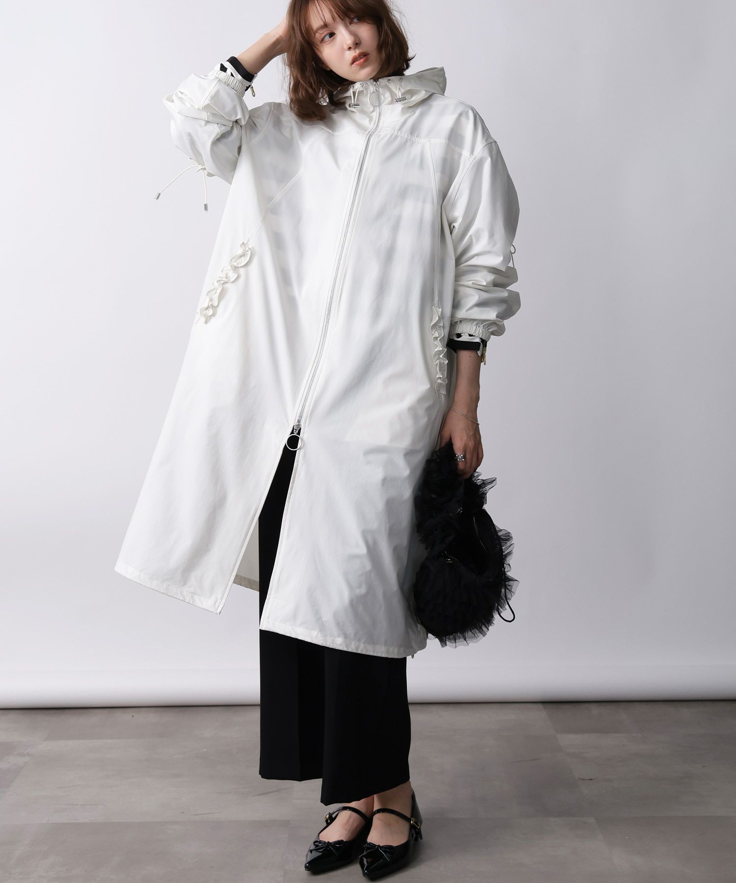 model：H171　着用サイズ：M　オフホワイト