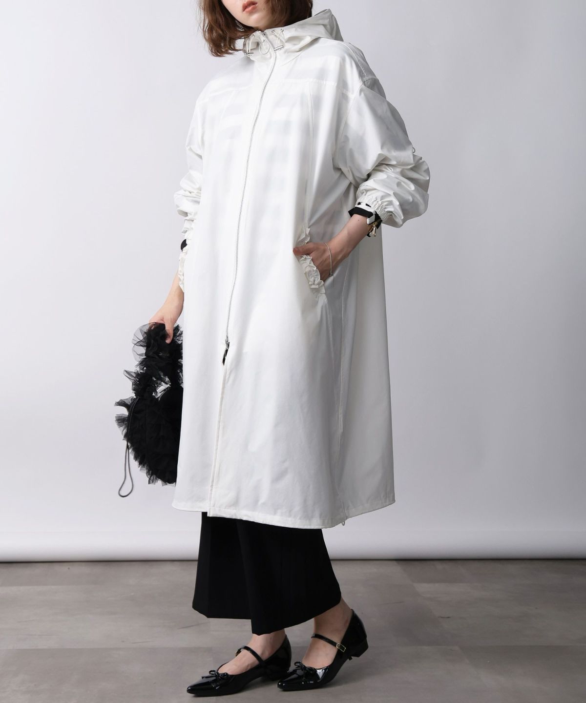 model：H171　着用サイズ：M　オフホワイト