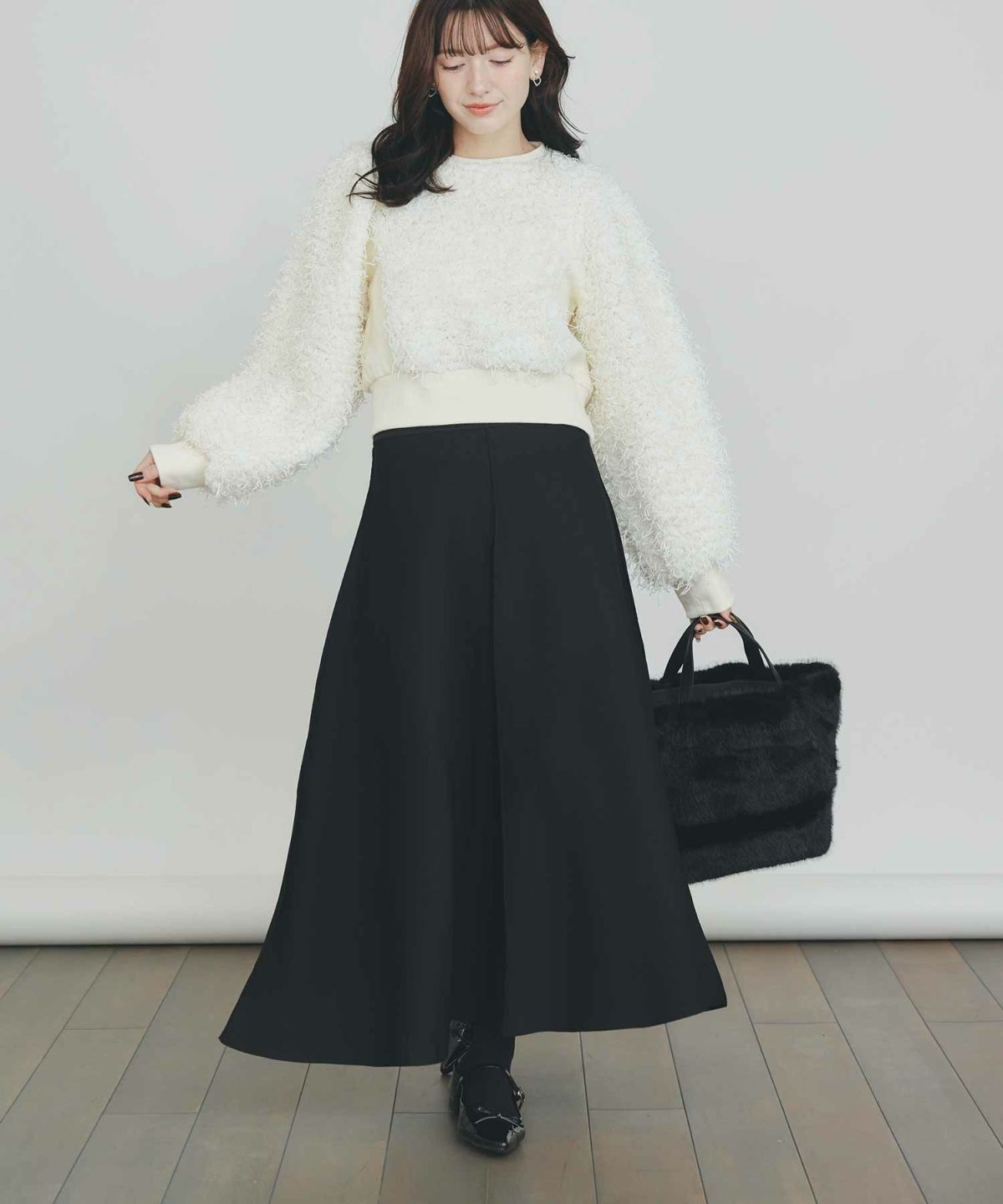 model：H155　着用サイズ：M　オフホワイト