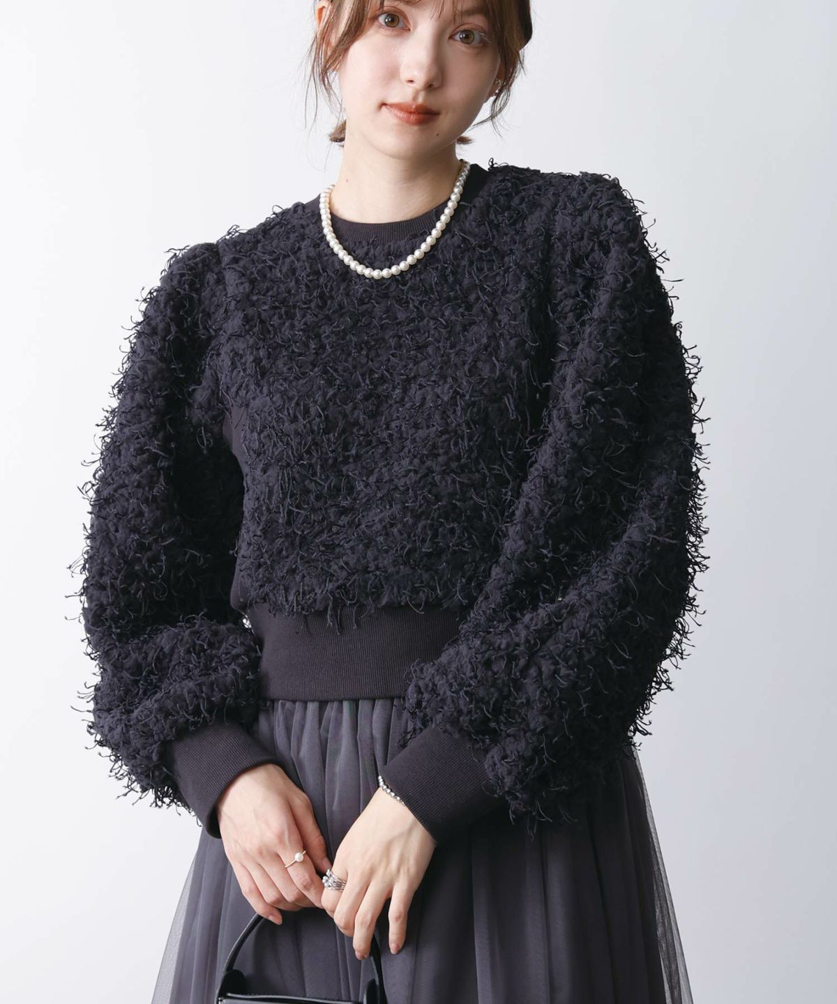 model：H171　着用サイズ：M　チャコールグレー