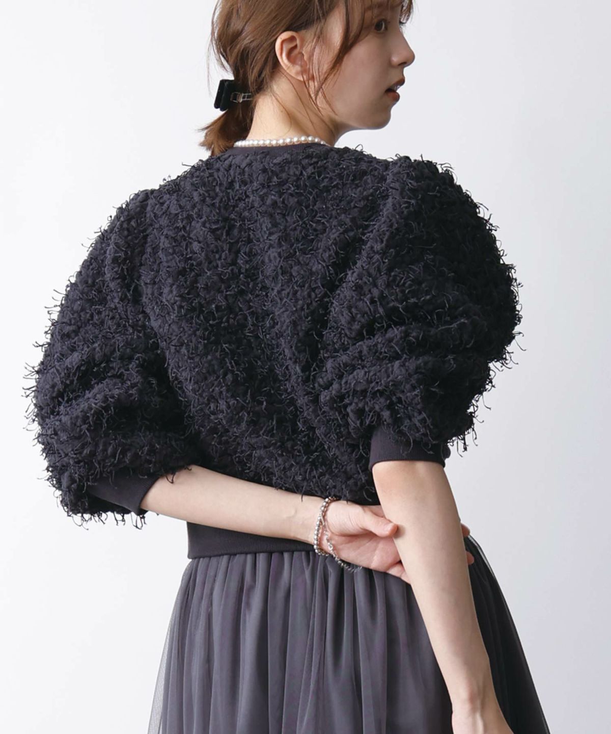 model：H171　着用サイズ：M　チャコールグレー