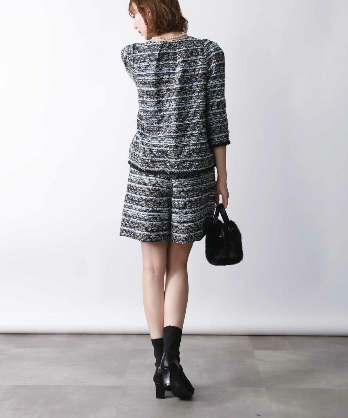 model：H171　着用サイズ：M　ブルー