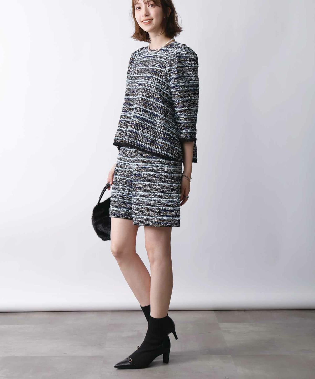 model：H171　着用サイズ：M　ブルー