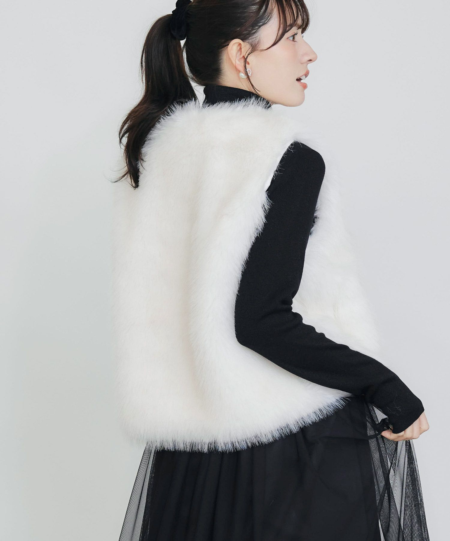 model：H155　着用サイズ：M　オフホワイト