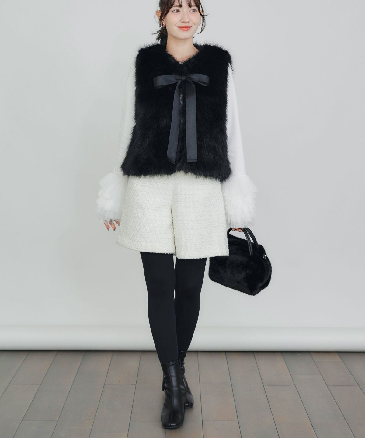 model：H155　着用サイズ：M　ブラック