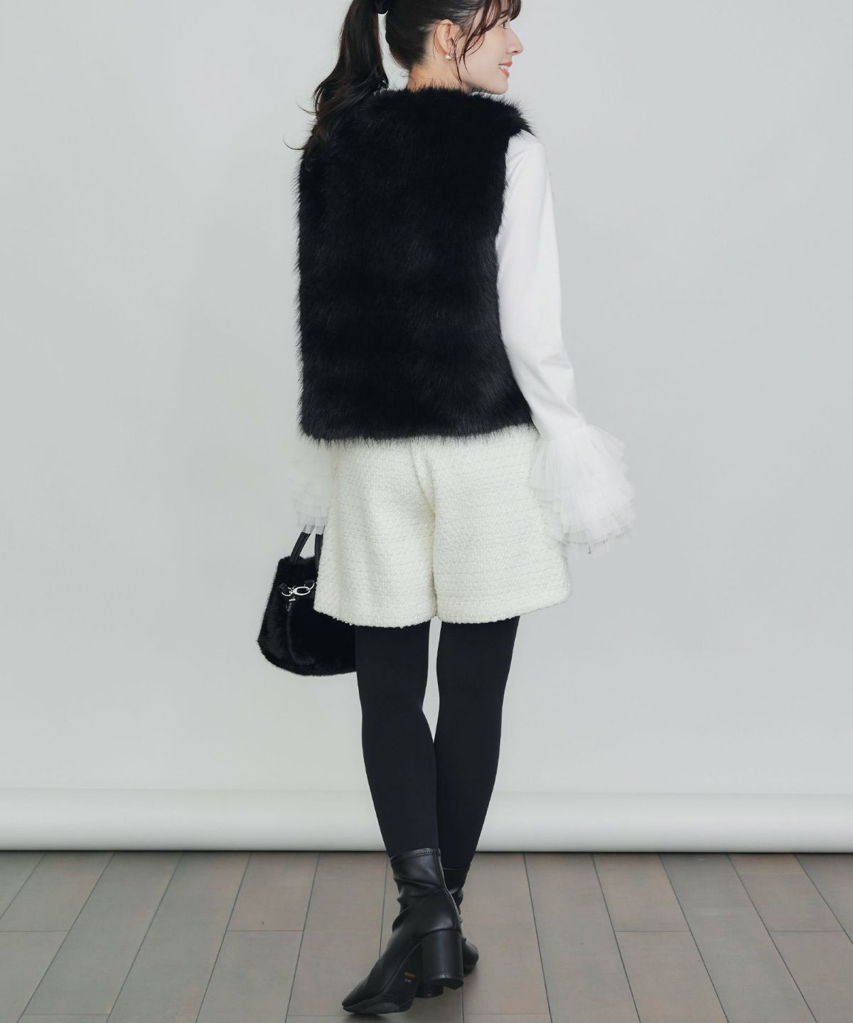 model：H155　着用サイズ：M　ブラック