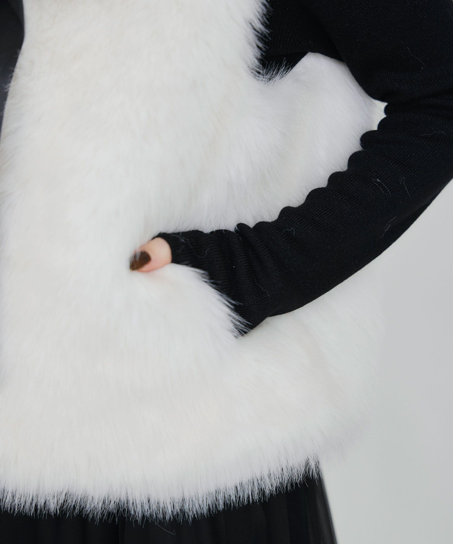 フェイクファーベスト（ショート） | PICCIN (ピッチン) 公式通販