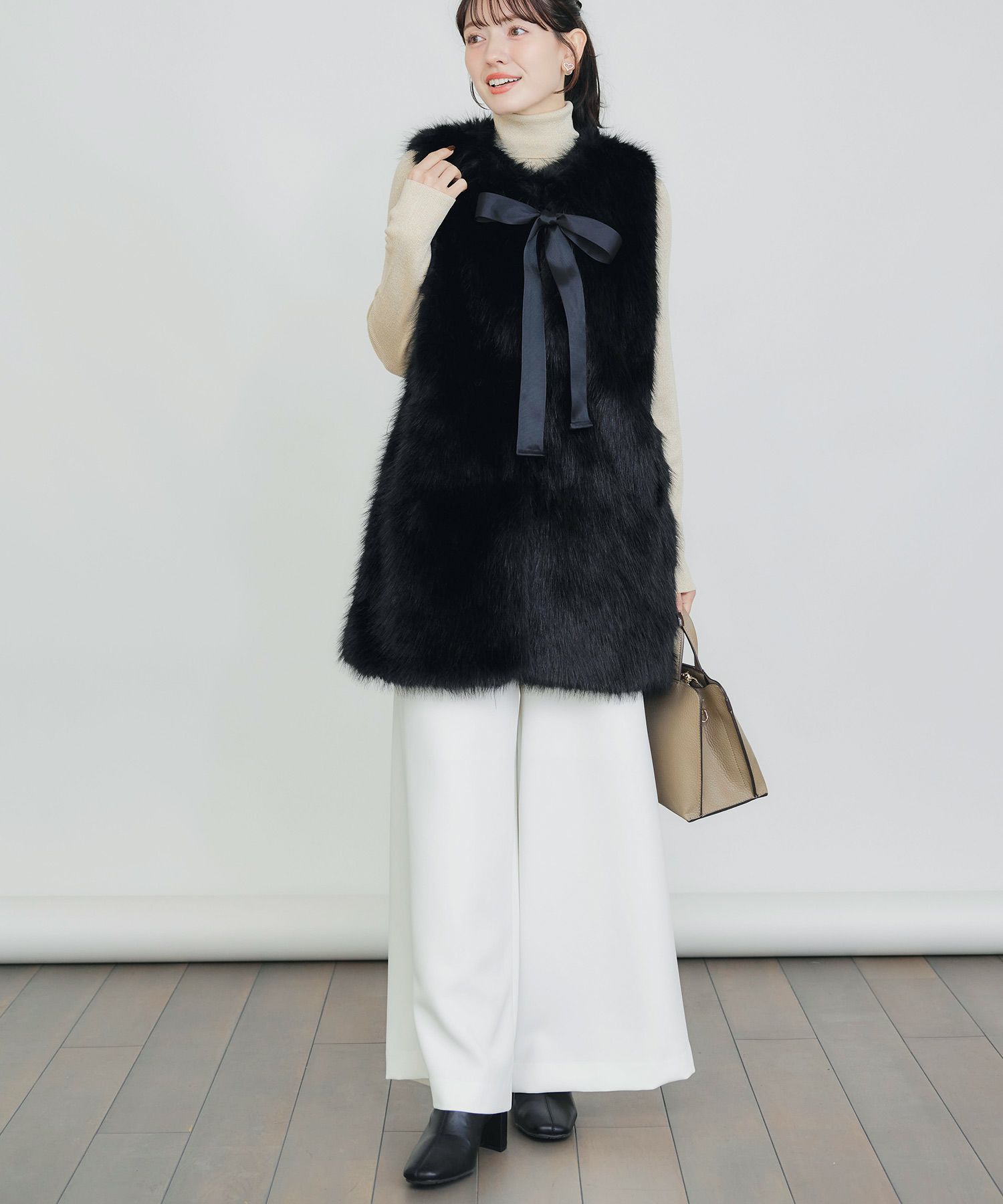 model：H155　着用サイズ：M　ブラック