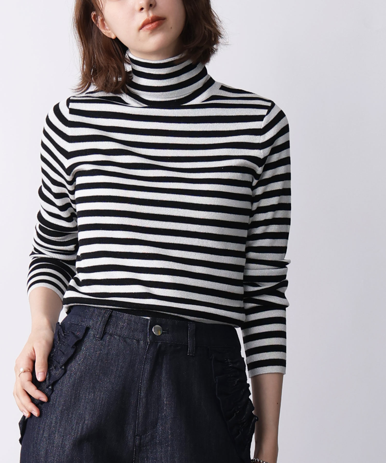 model：H171　着用サイズ：M　ホワイト系その他
