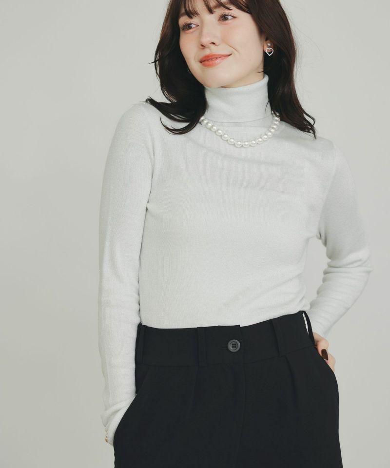 model：H155　着用サイズ：M　オフホワイト