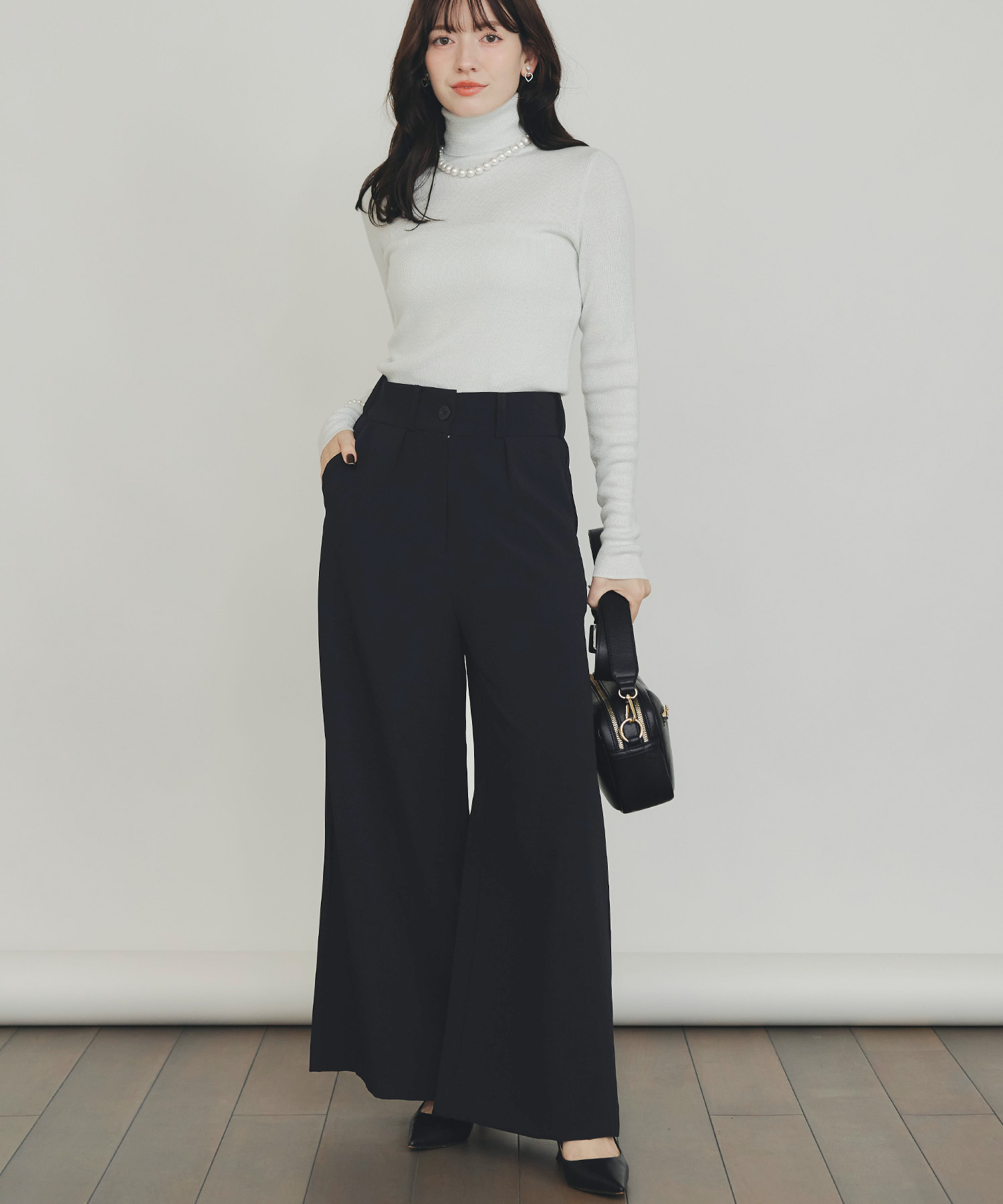 model：H155　着用サイズ：M　オフホワイト