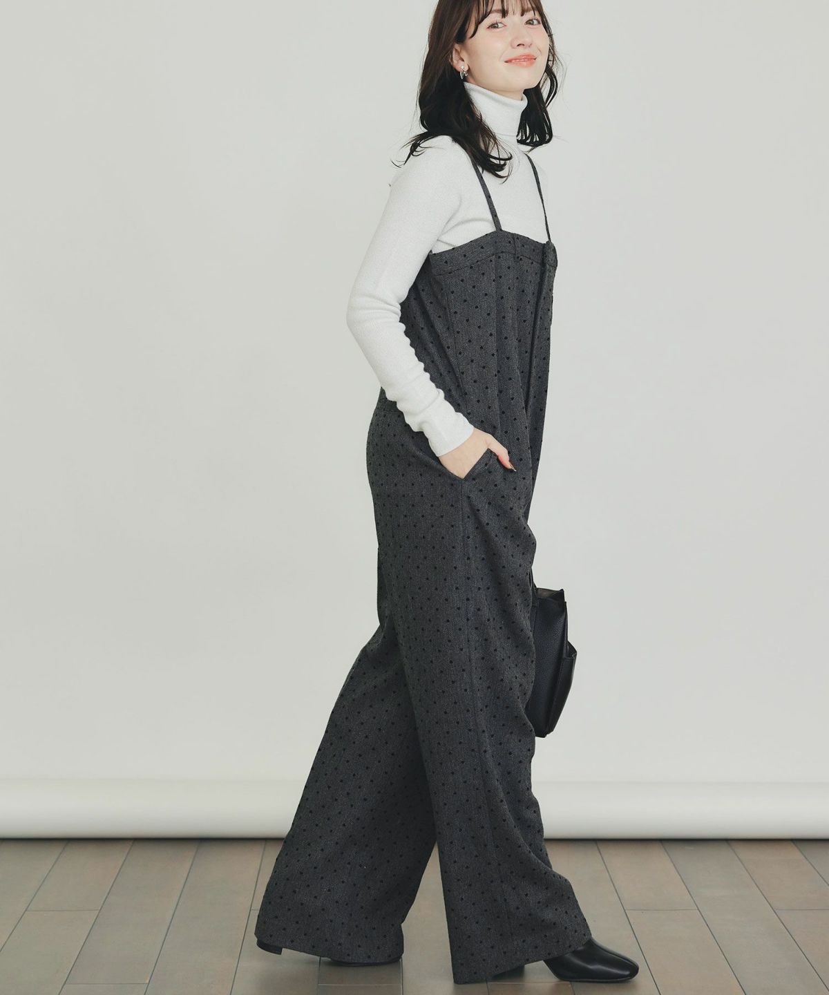 model：H155　着用サイズ：M　オフホワイト