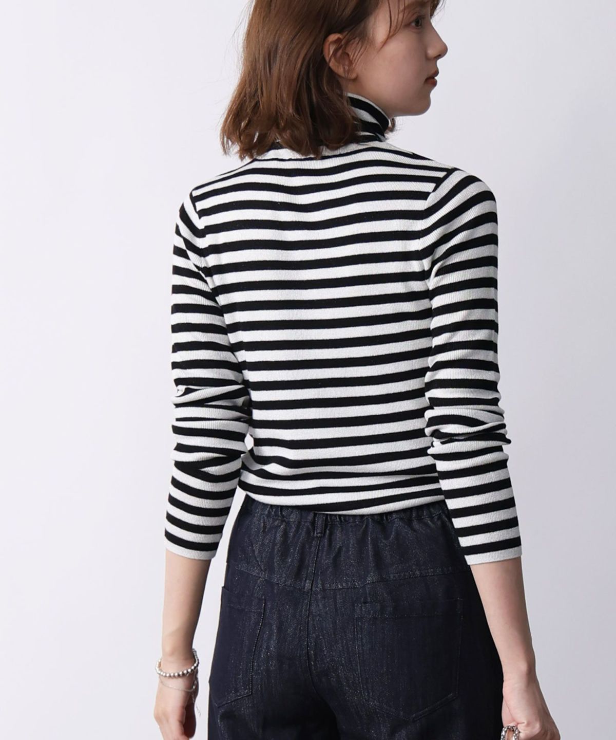 model：H171　着用サイズ：M　ホワイト系その他