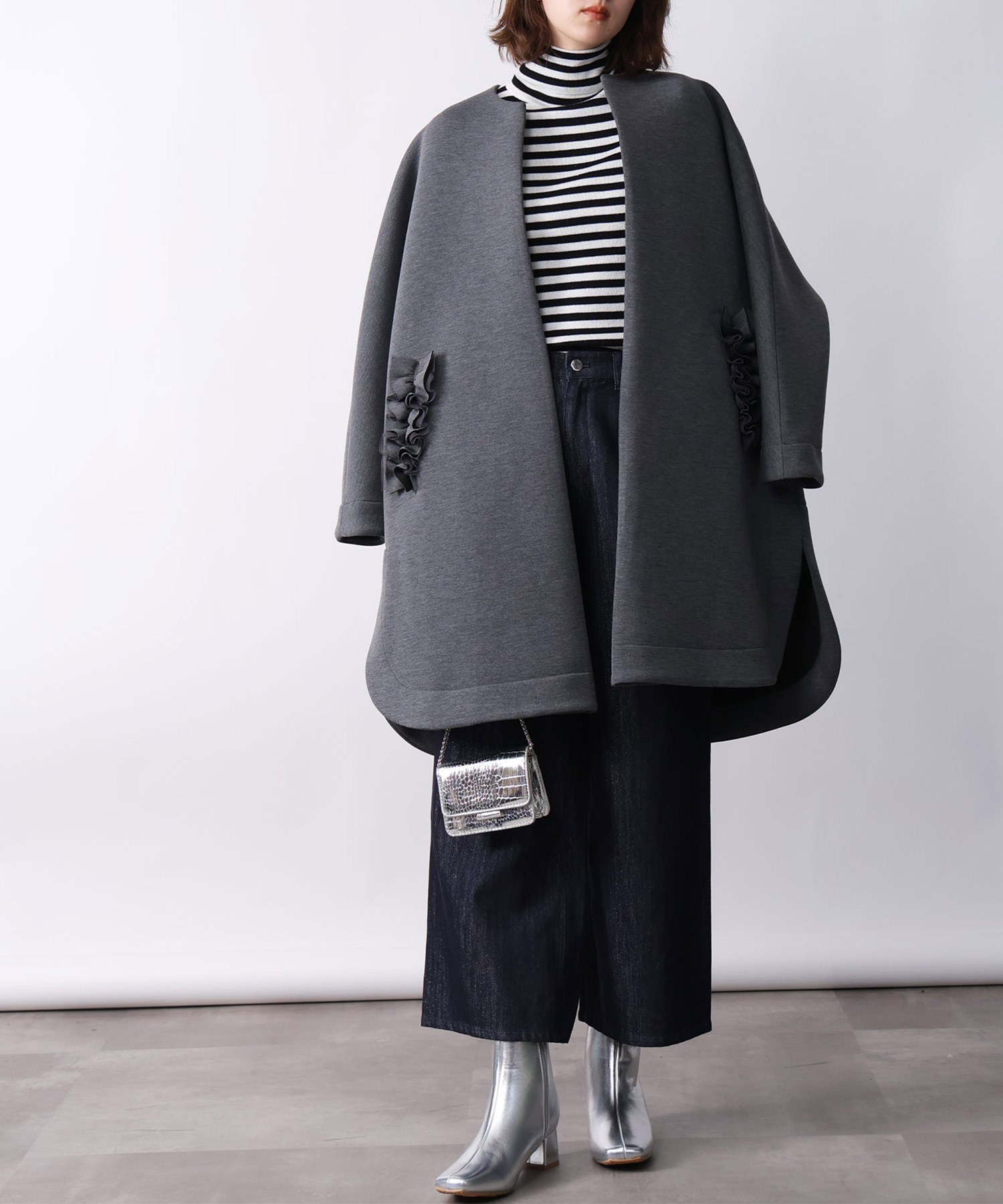 model：H171　着用サイズ：M　ホワイト系その他