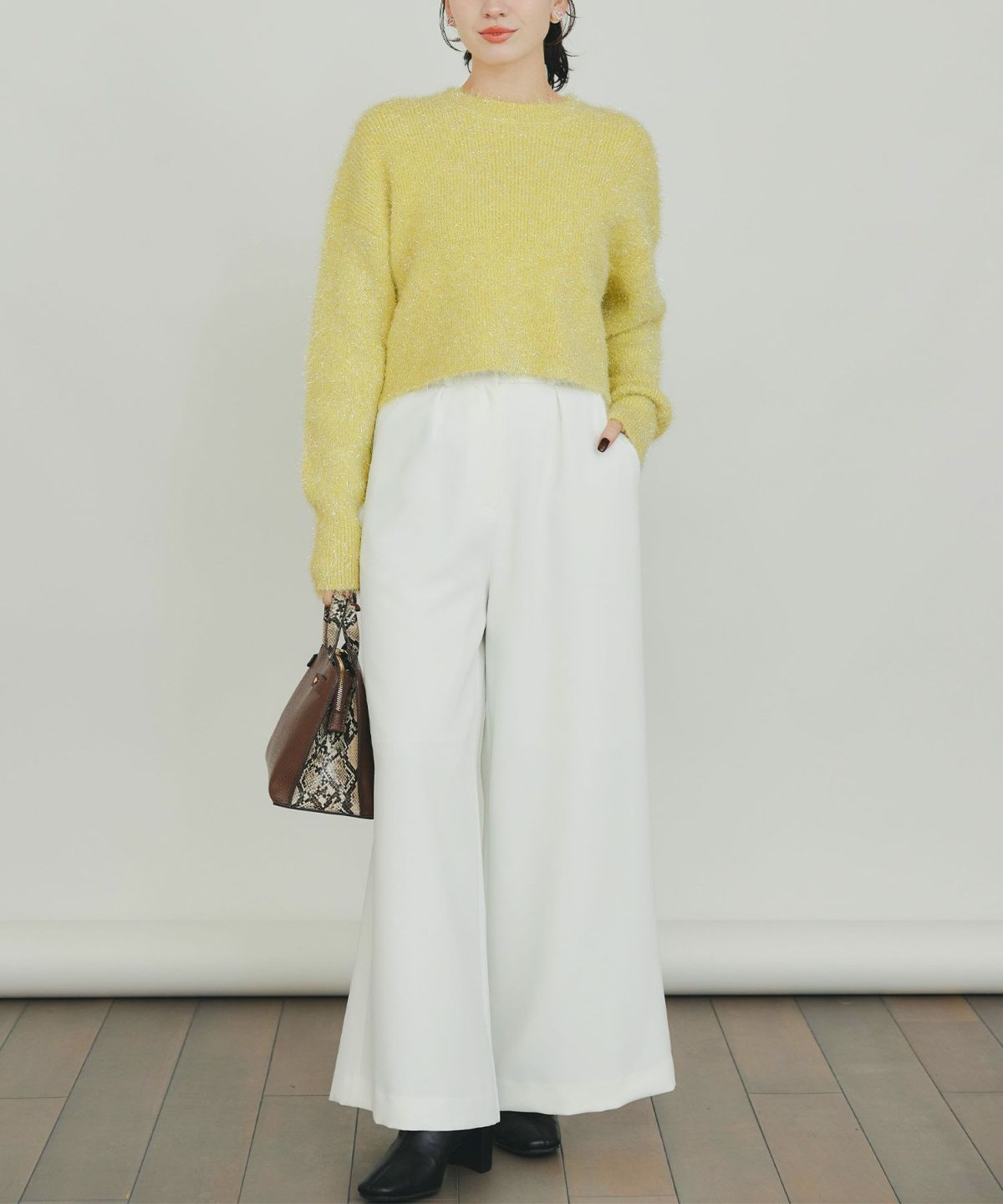 model：H155　着用サイズ：M　オフホワイト