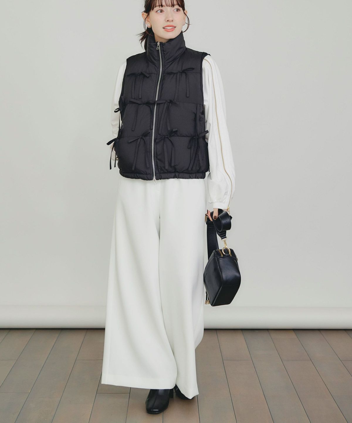 model：H155　着用サイズ：M　オフホワイト