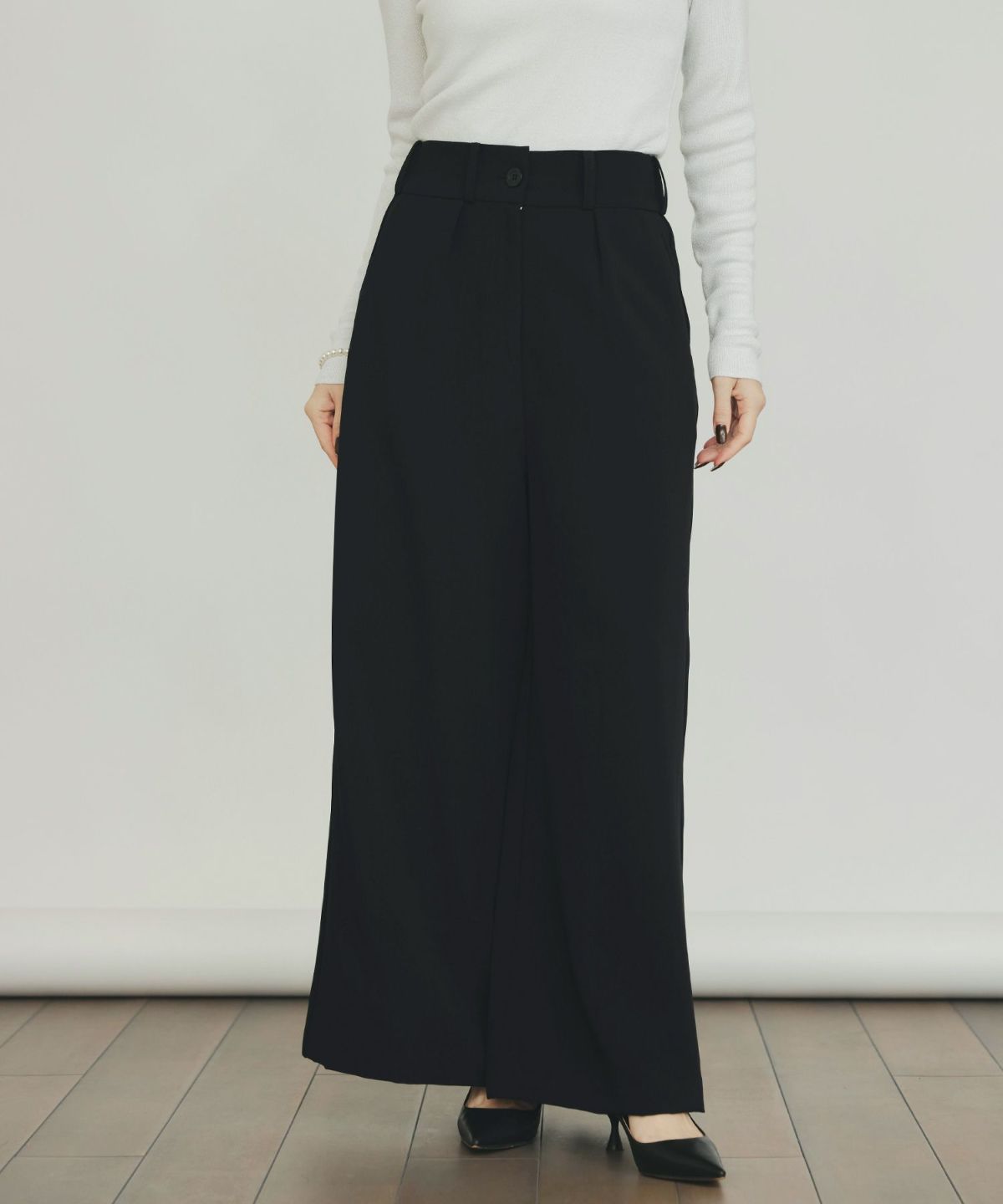 model：H155　着用サイズ：M　ブラック