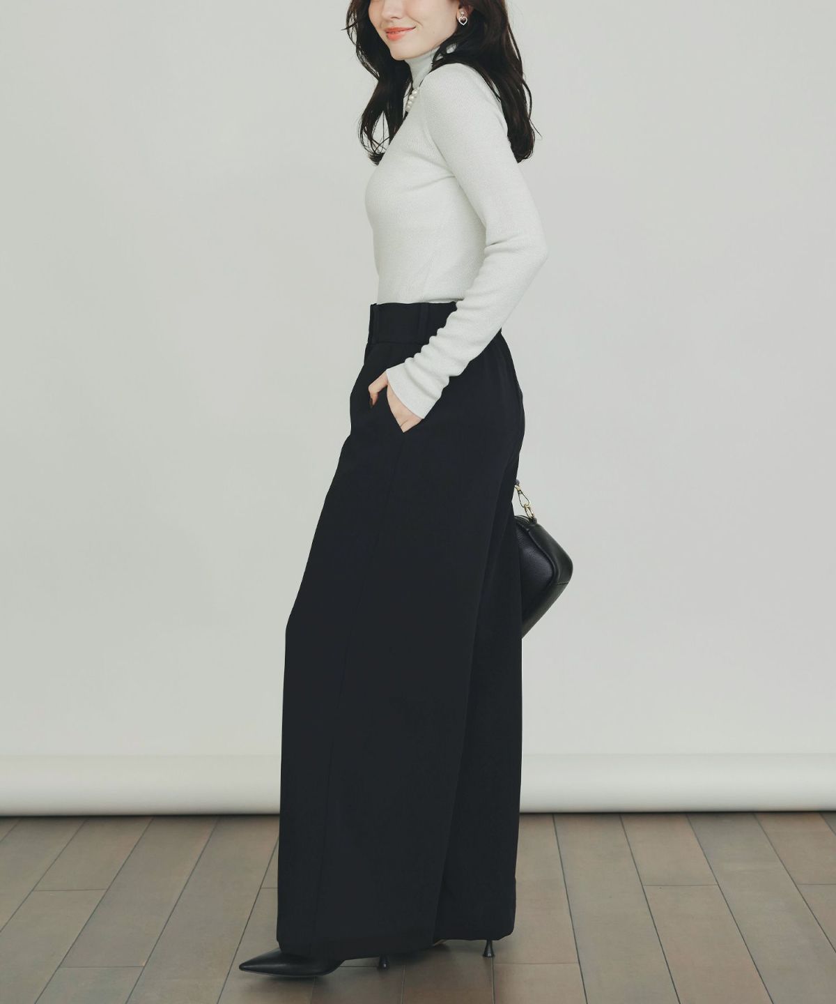 model：H155　着用サイズ：M　ブラック