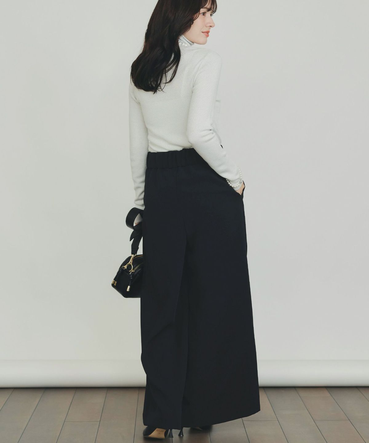 model：H155　着用サイズ：M　ブラック