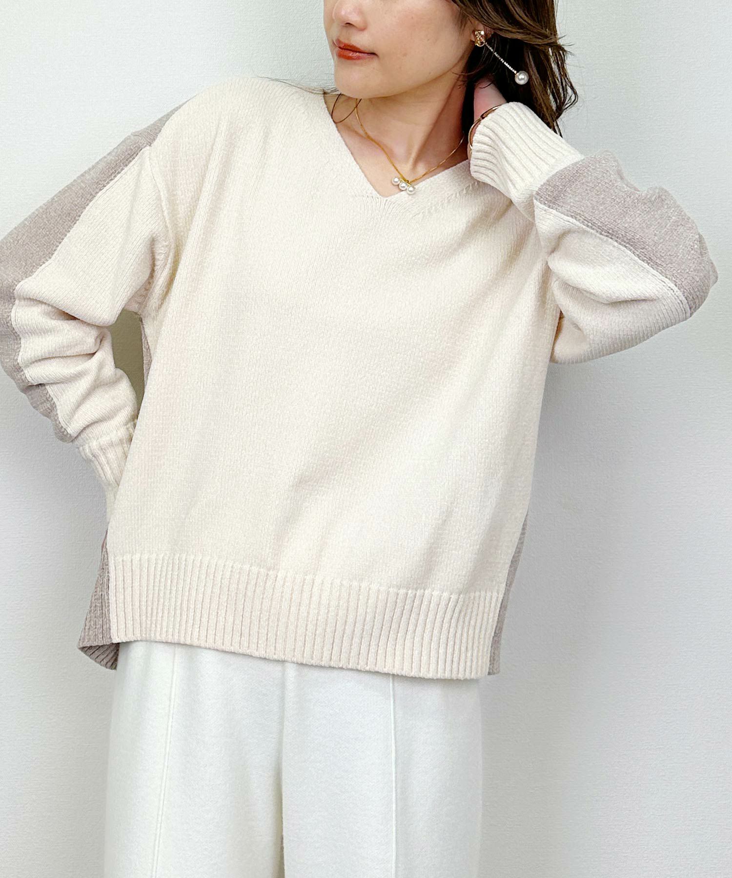 model：H164　着用サイズ：M　アイボリー