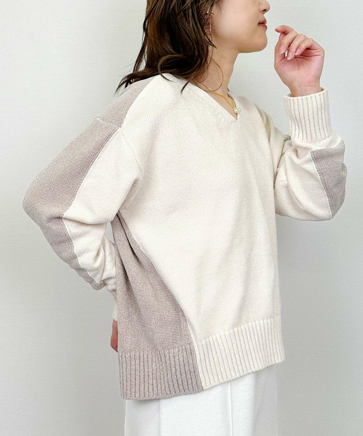 model：H164　着用サイズ：M　アイボリー