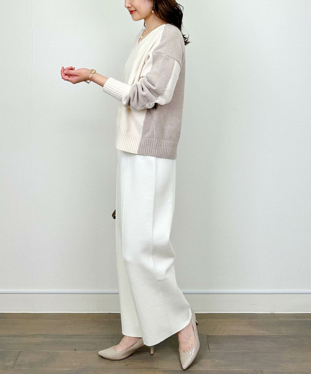 model：H164　着用サイズ：M　アイボリー