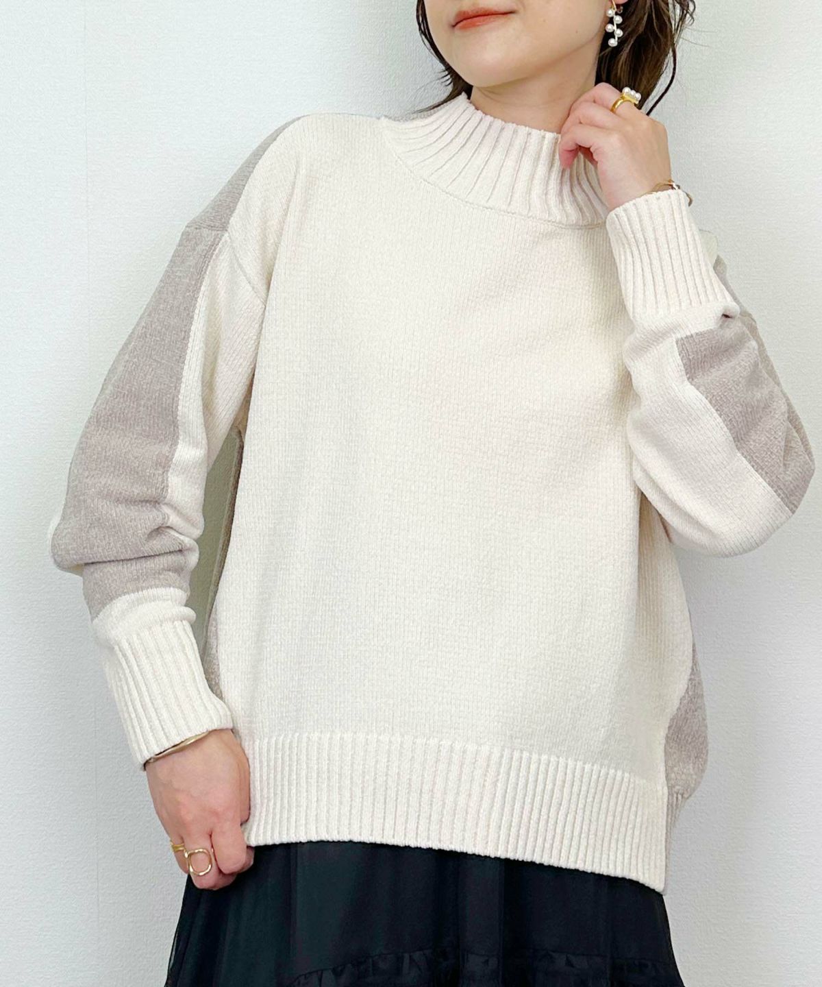 model：H164　着用サイズ：M　アイボリー