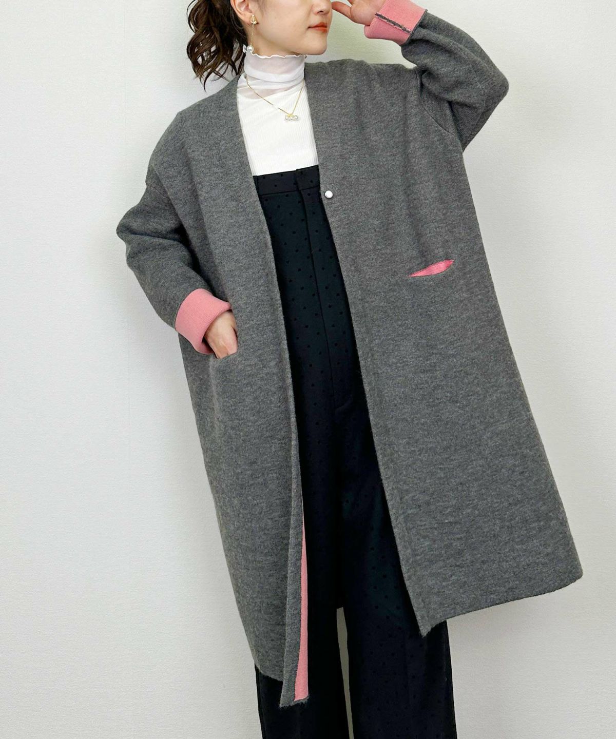 model：H164　着用サイズ：M　チャコールグレー