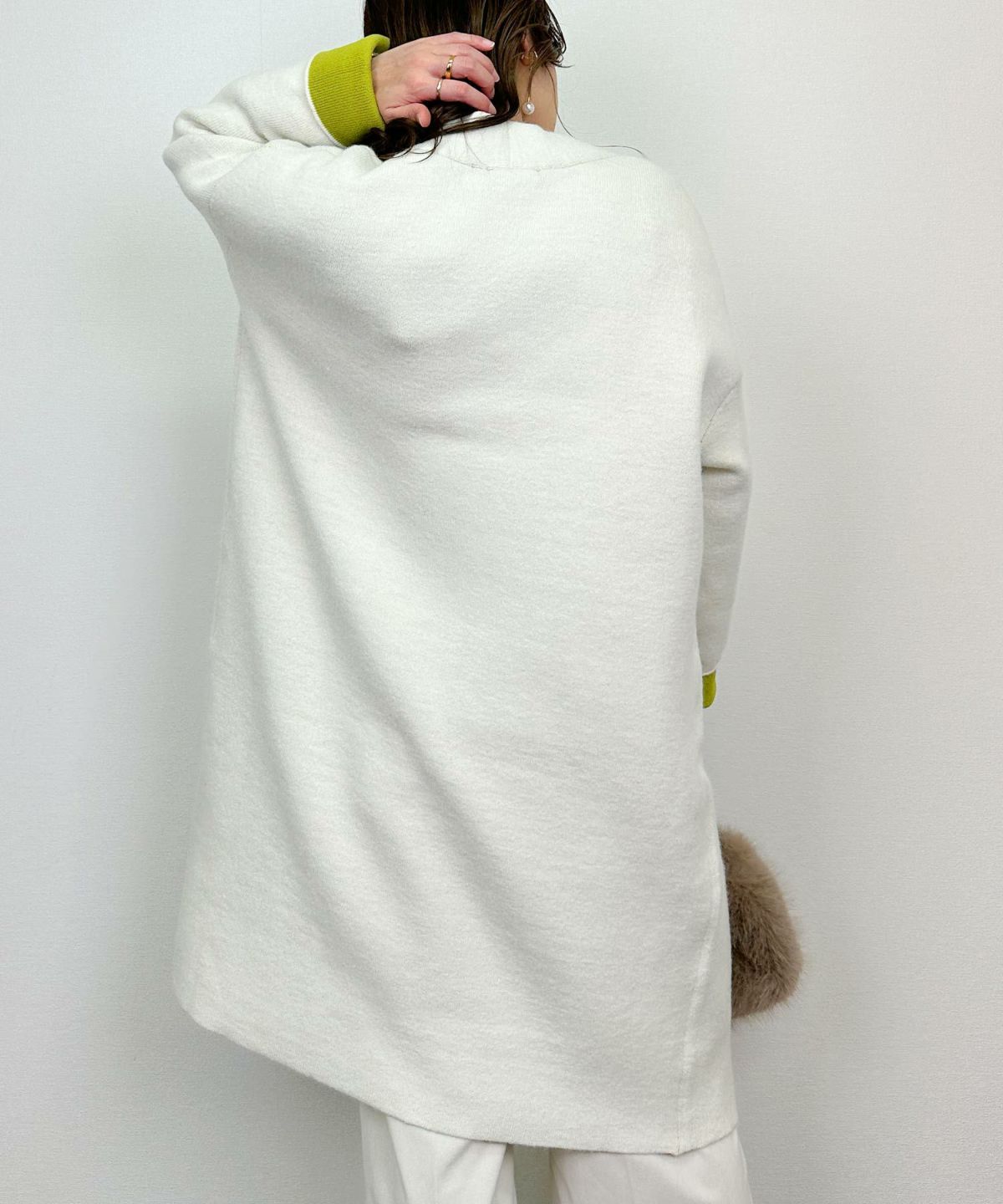 model：H164　着用サイズ：M　アイボリー