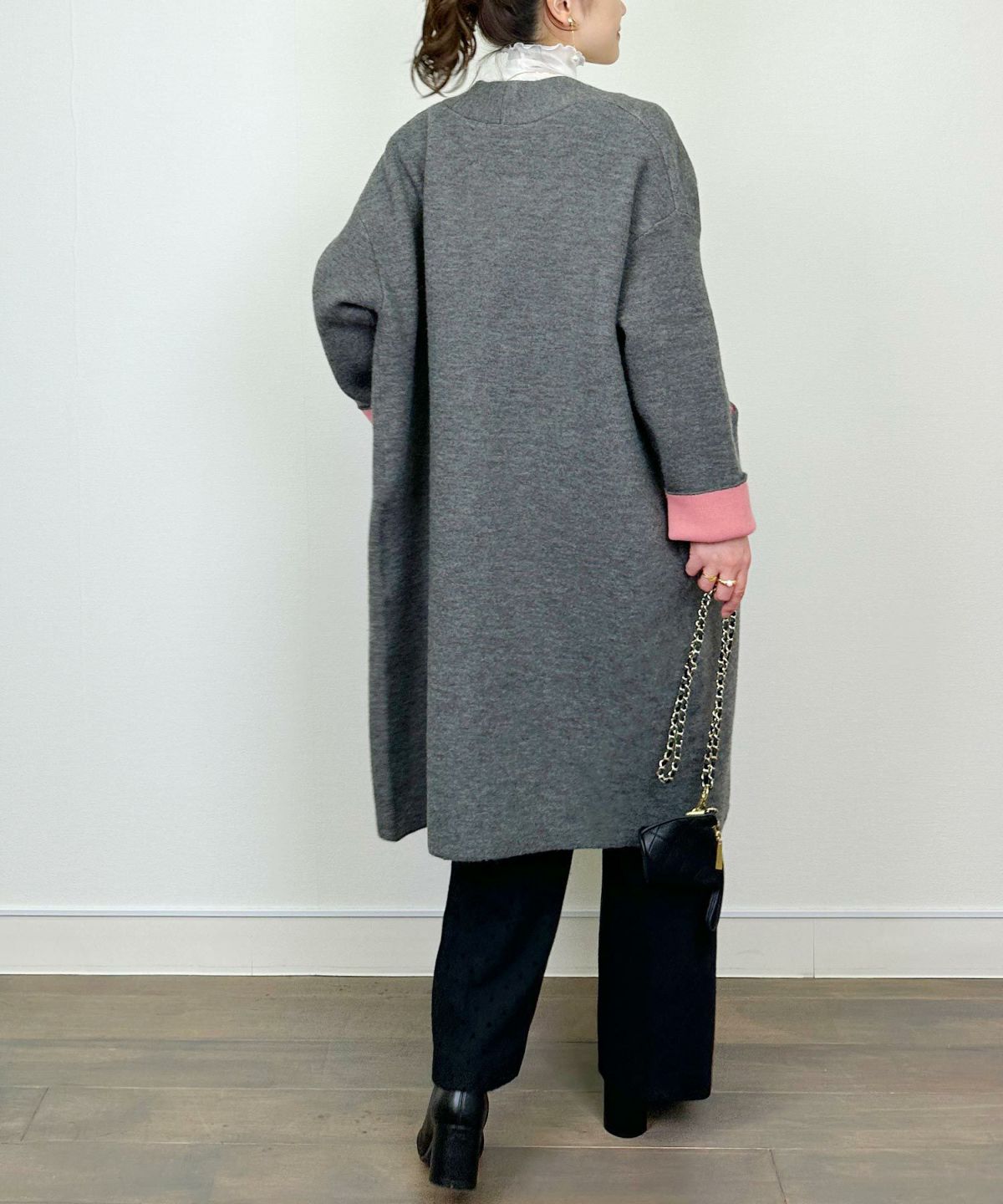 model：H164　着用サイズ：M　チャコールグレー