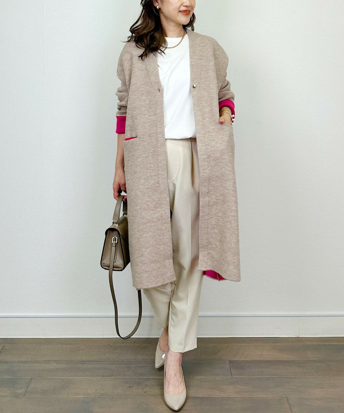 model：H164　着用サイズ：M　ベージュ