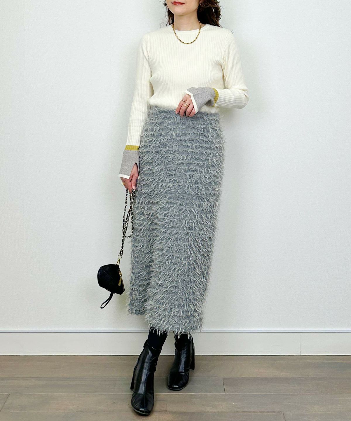 model：H164　着用サイズ：M　グレー