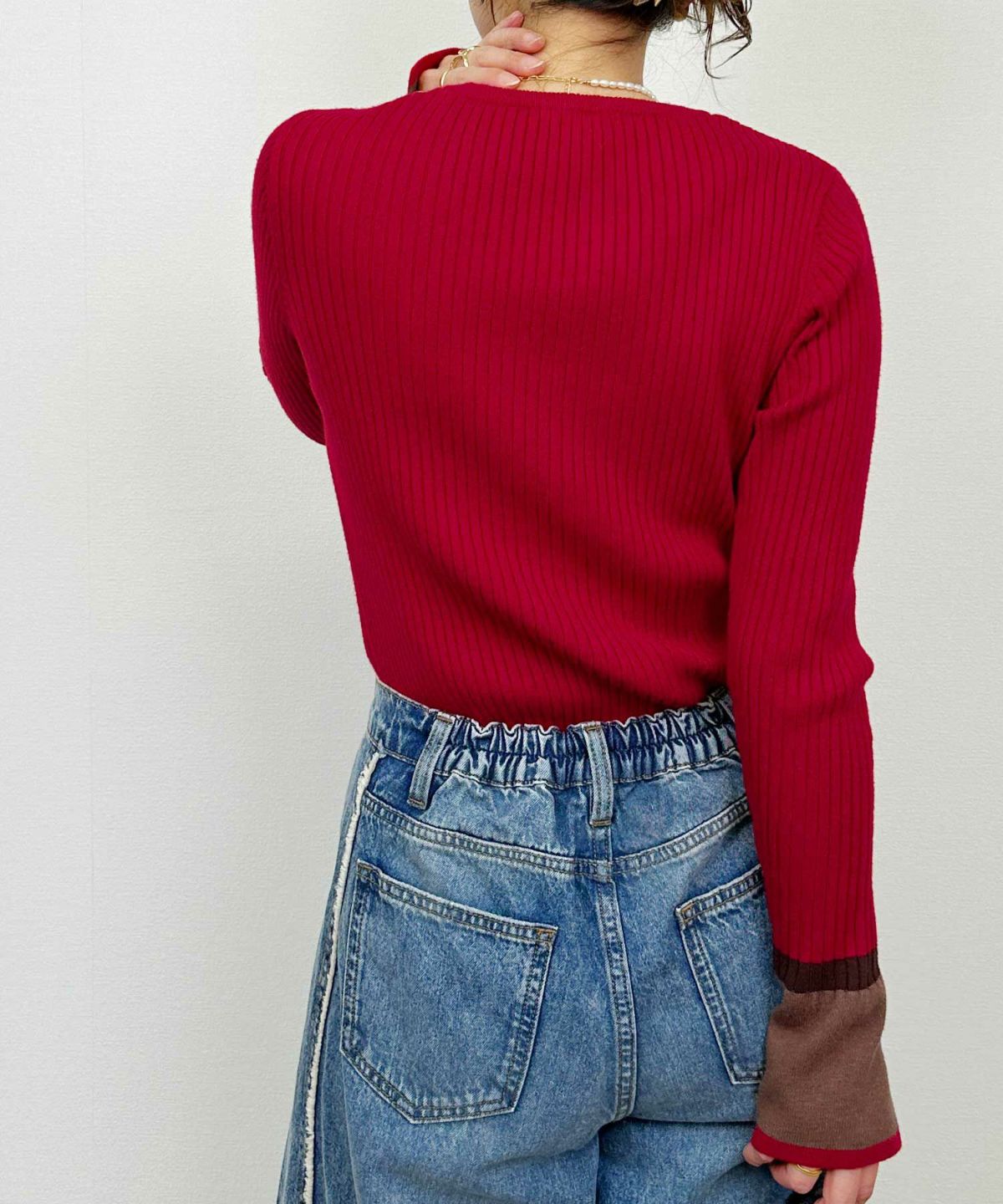 model：H164　着用サイズ：M　レッド