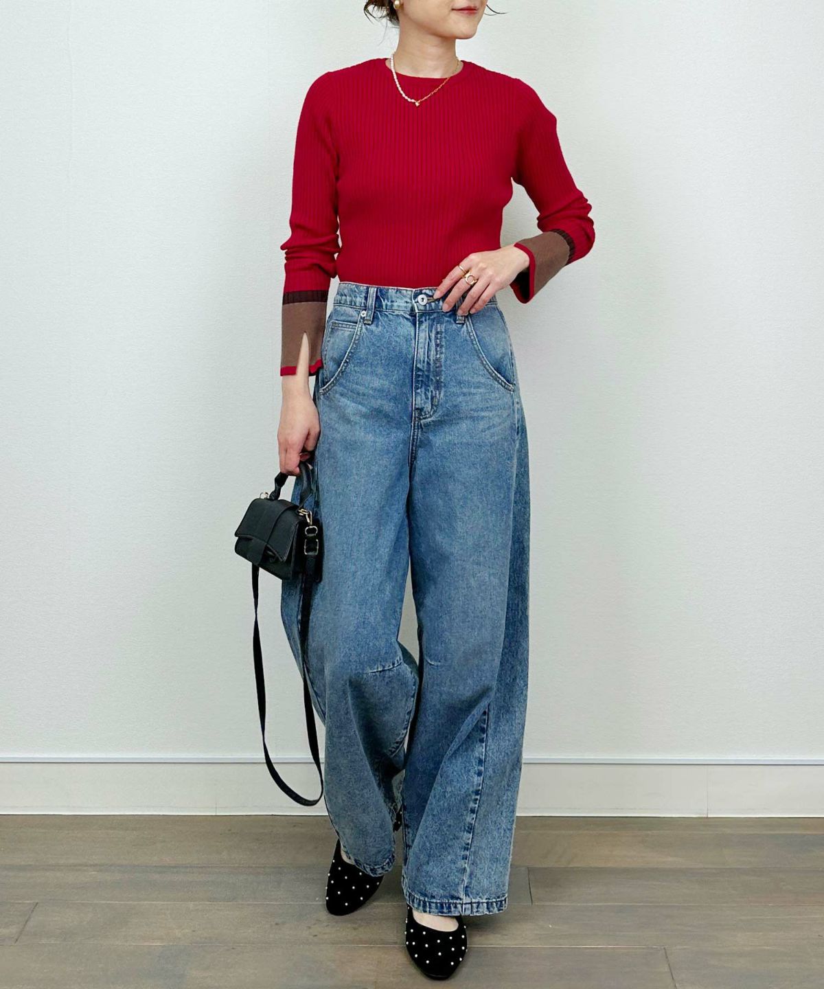 model：H164　着用サイズ：M　レッド