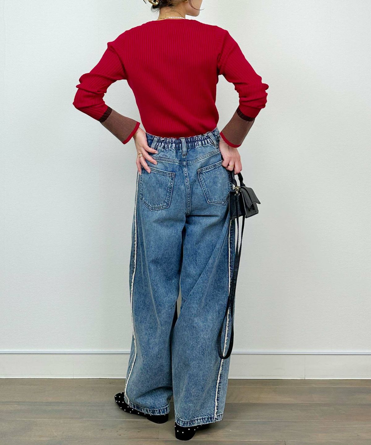 model：H164　着用サイズ：M　レッド