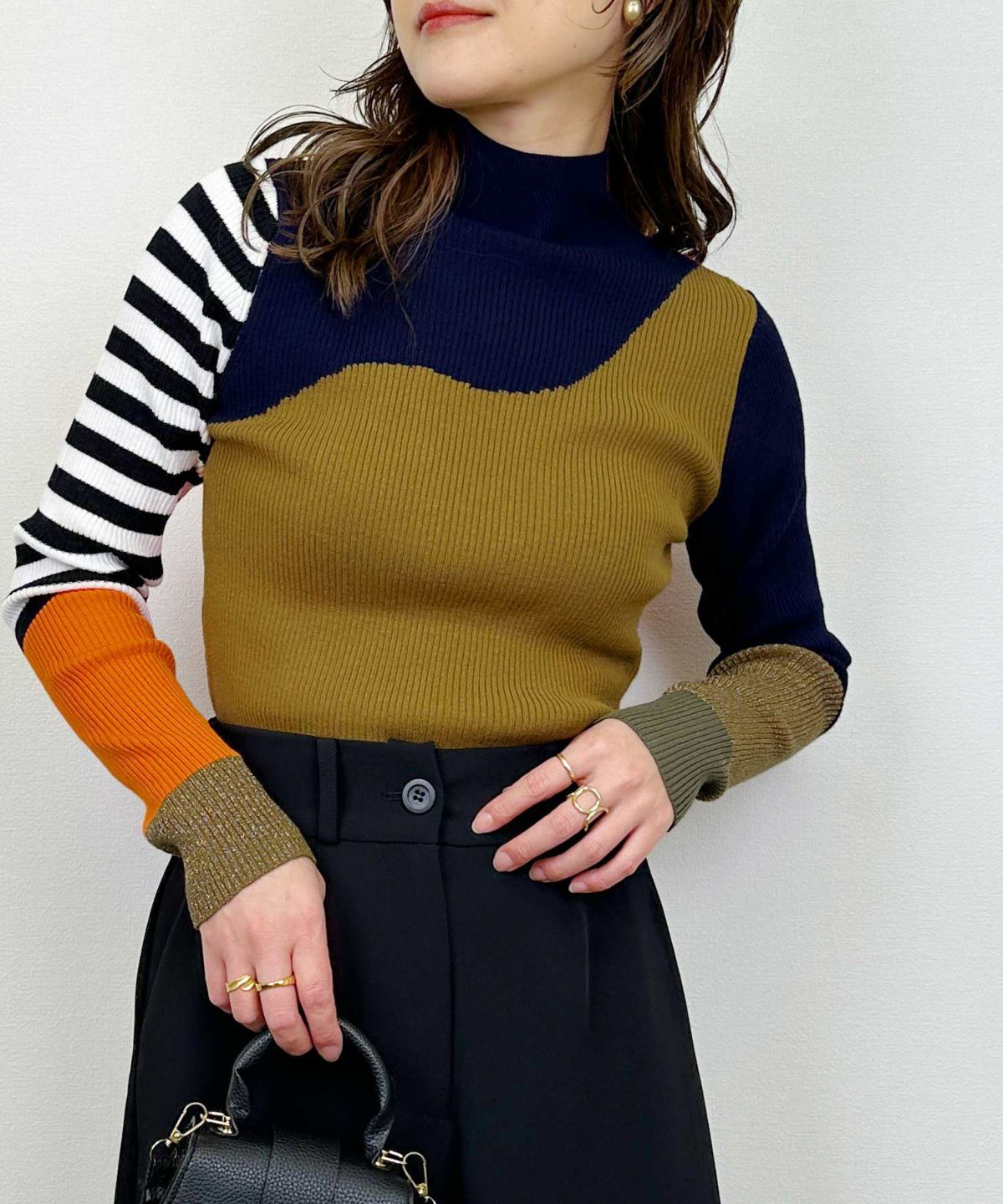 model：H164　着用サイズ：M　レッド