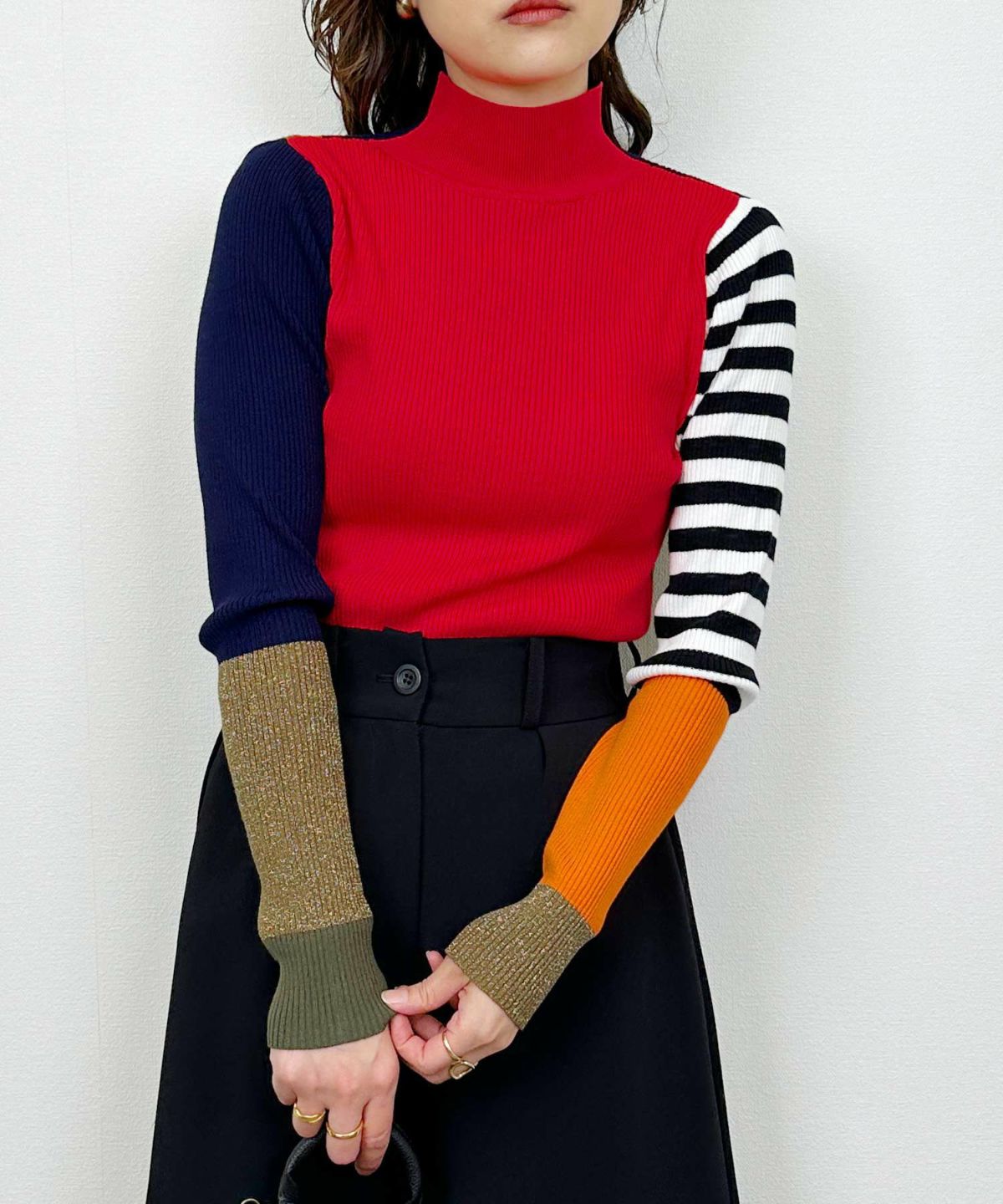 model：H164　着用サイズ：M　レッド