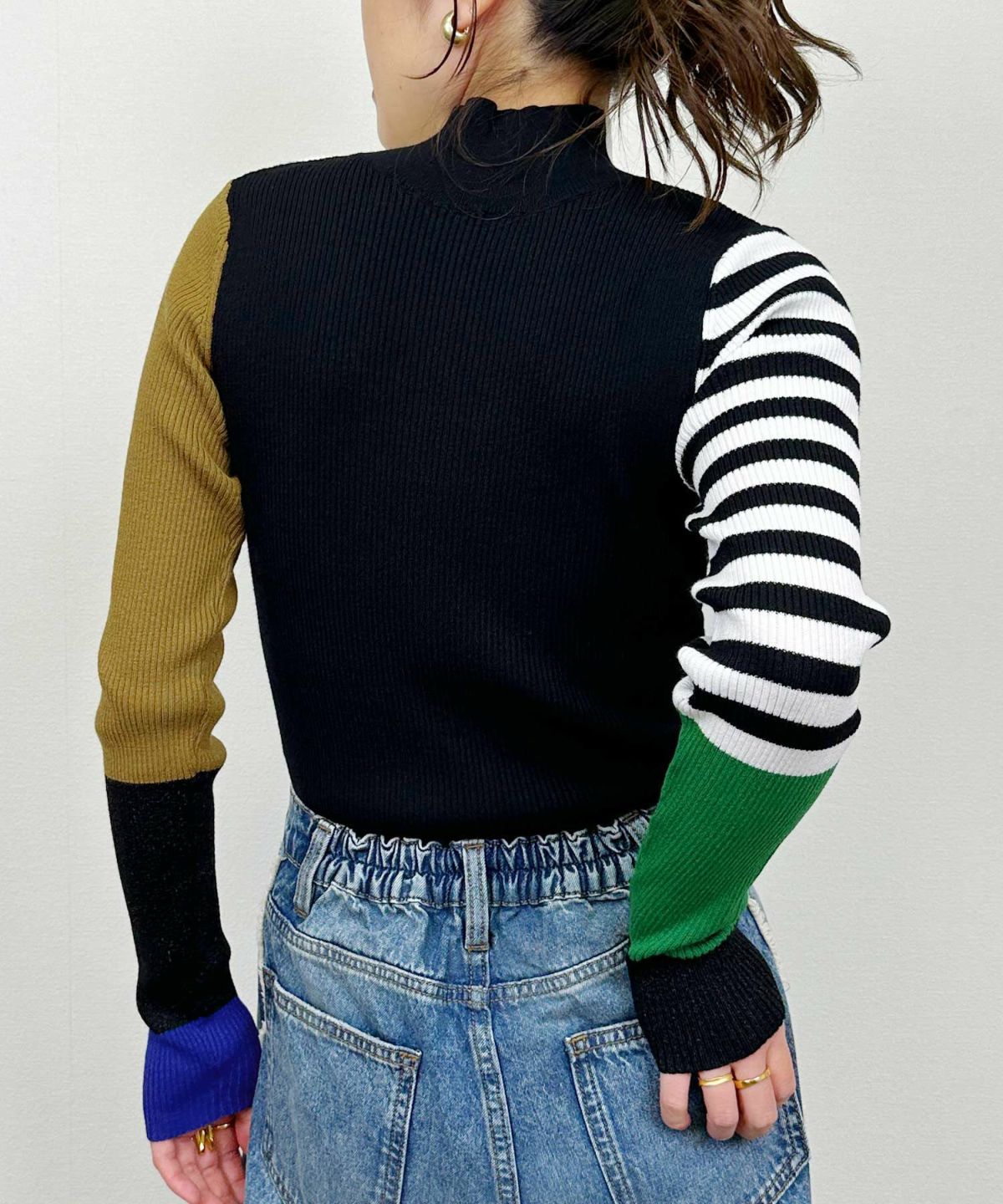 model：H164　着用サイズ：M　ブラック