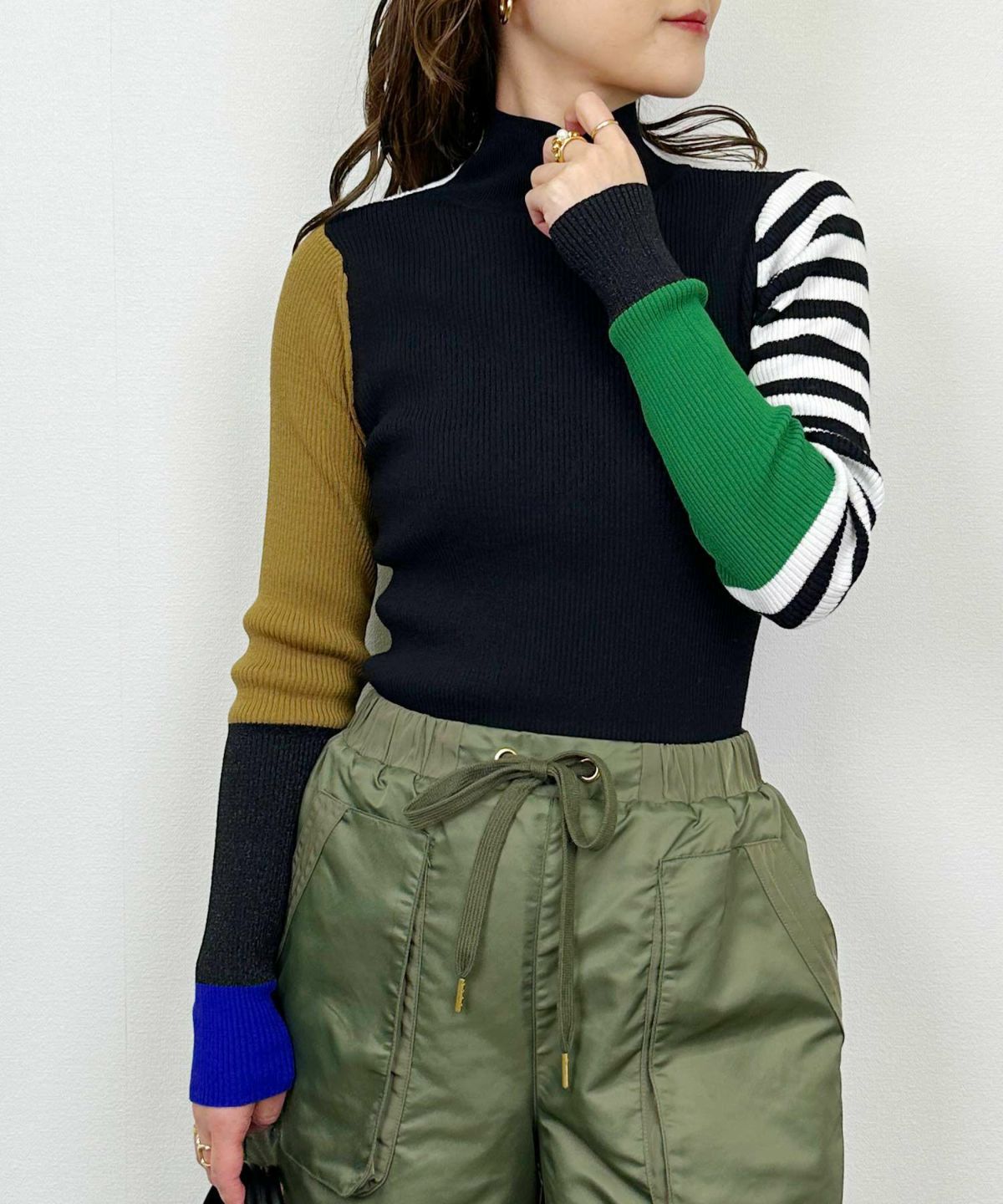 model：H164　着用サイズ：M　ブラック