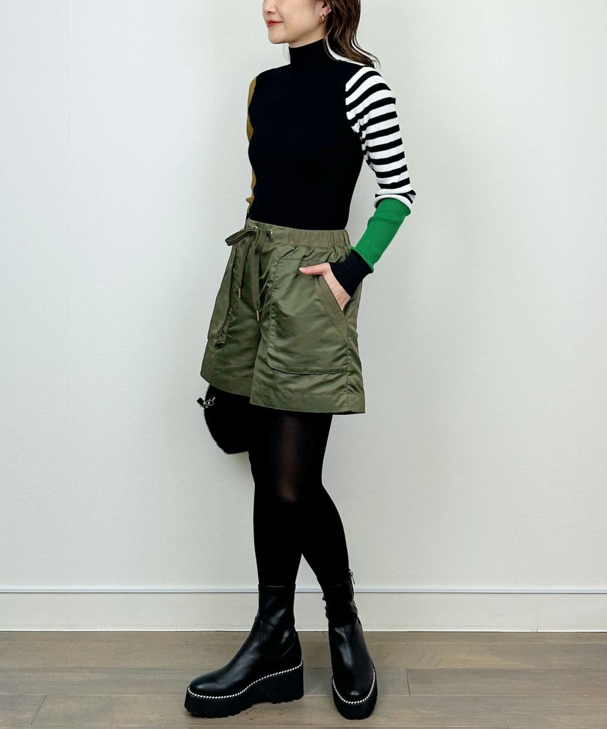 model：H164　着用サイズ：M　ブラック