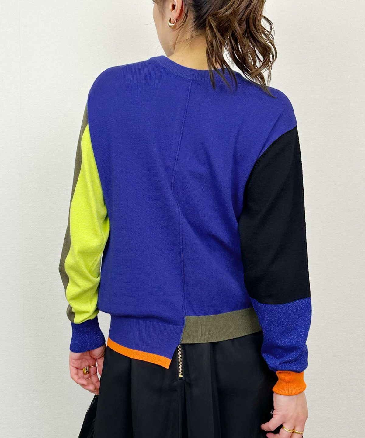 model：H164　着用サイズ：M　ブルー