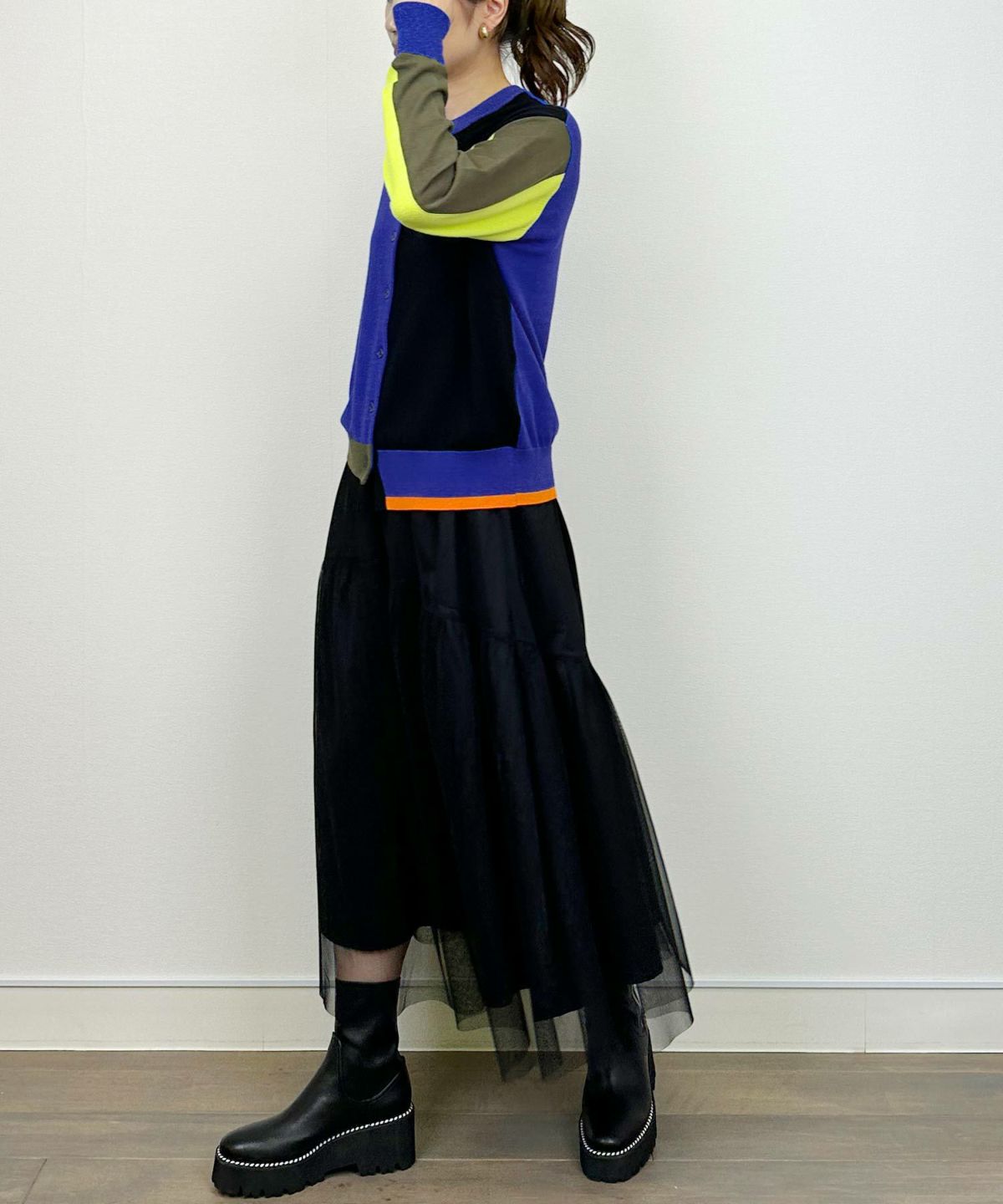 model：H164　着用サイズ：M　ブルー