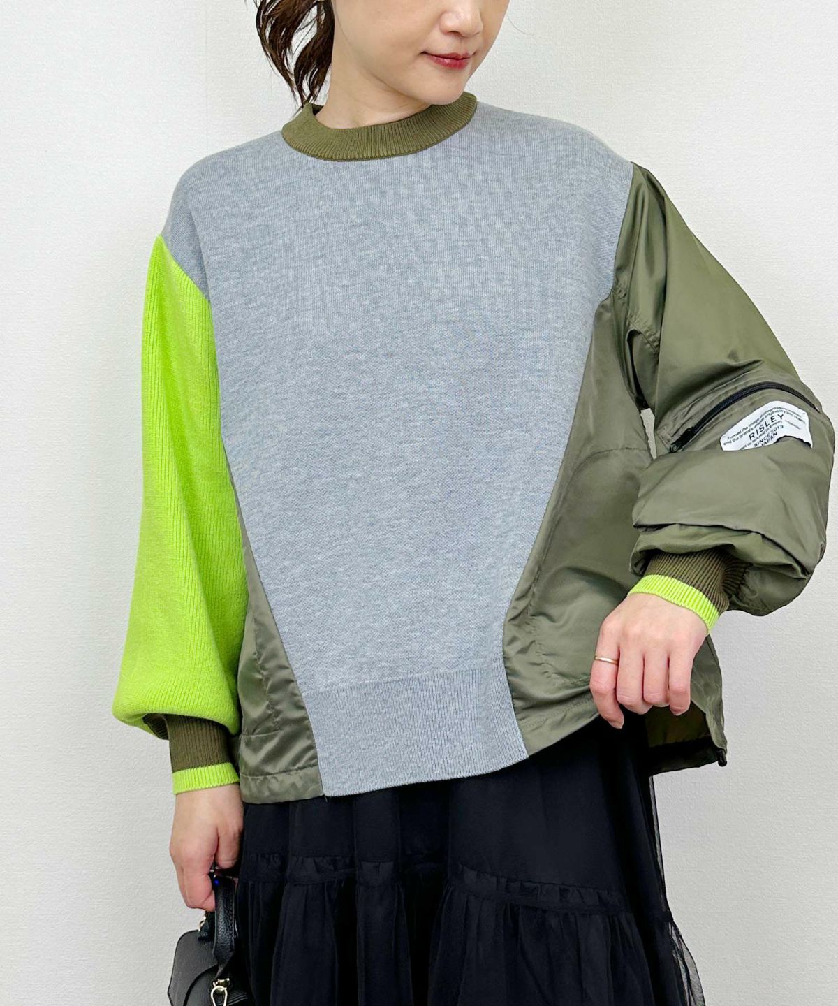 model：H164　着用サイズ：M　グレー