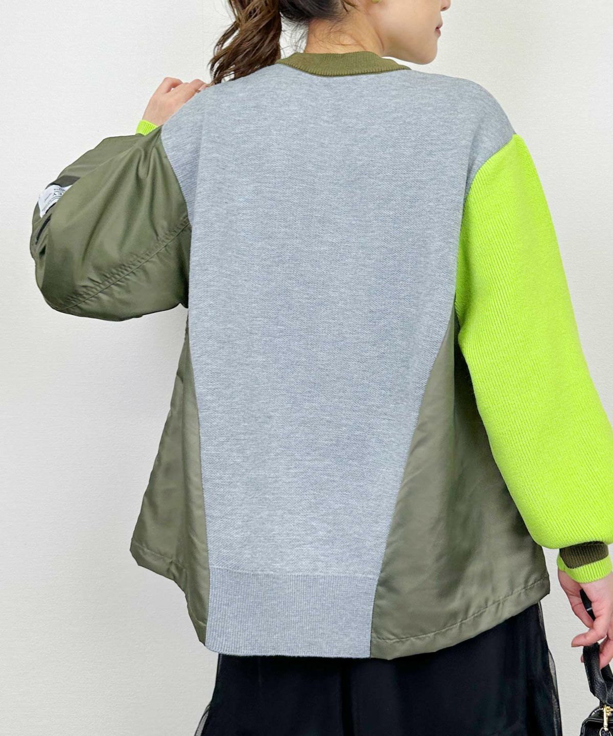 model：H164　着用サイズ：M　グレー