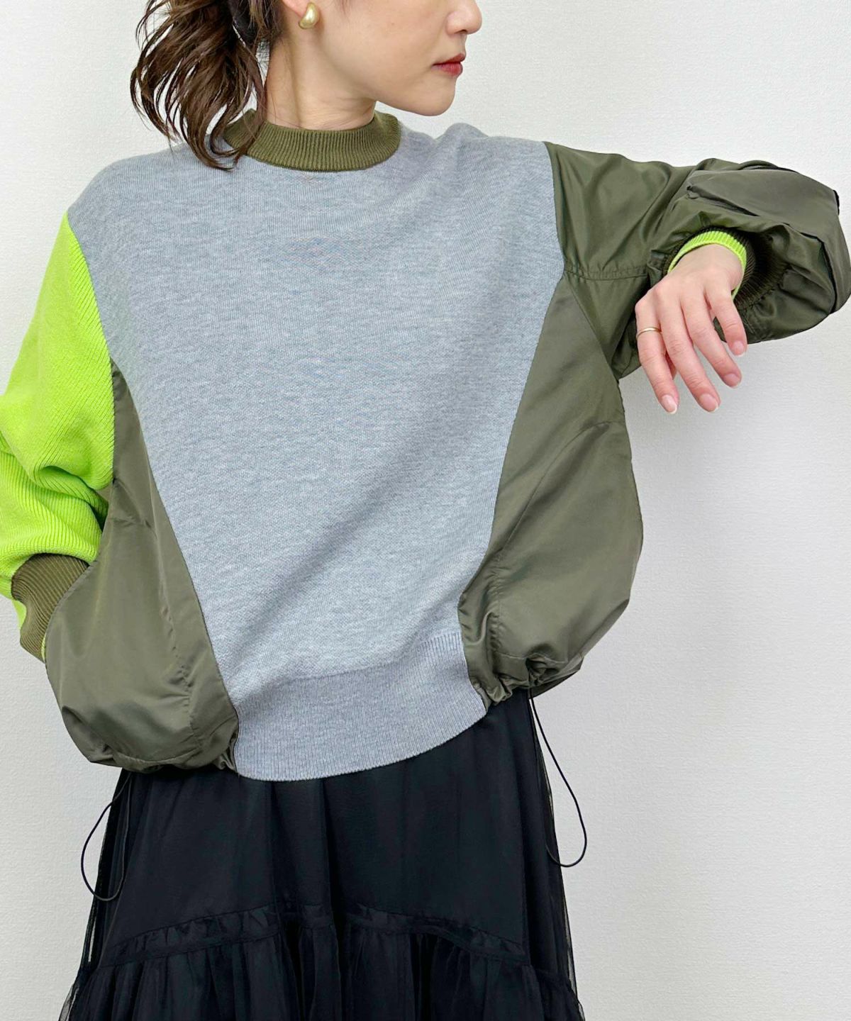 model：H164　着用サイズ：M　グレー