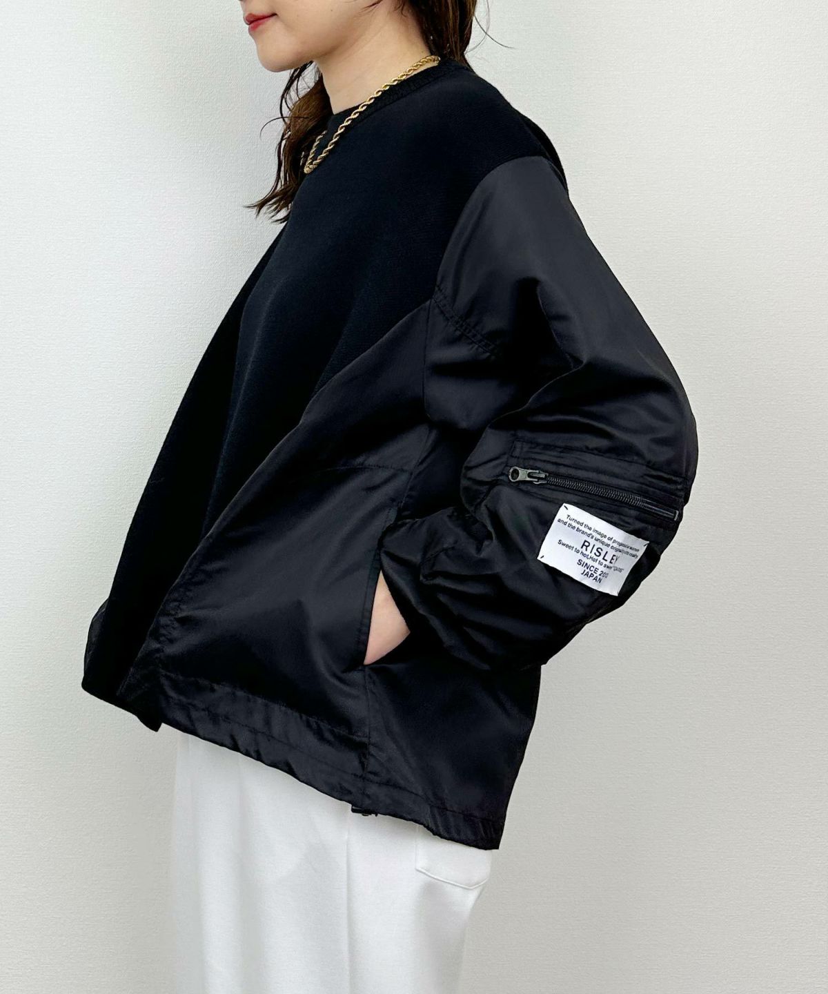 model：H164　着用サイズ：M　ブラック